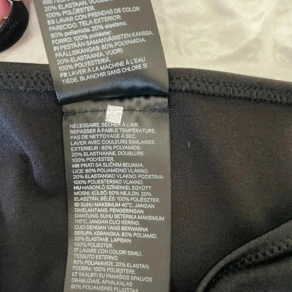 H&M black bikini bottom - Picture 4 of 6